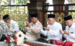 Prabowo Sebut Dirinya Tukang Pijat Gus Dur: Saya dan Almarhum Sangat Dekat