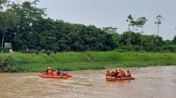 Kakek Asep Terjun ke Sungai Tarum Timur, Keluarga: Korban Sakit dan Tak Bisa Mudik<
