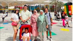 Intip Liburan Mewah ala Christian Sugiono dan Titi Kamal di Dubai, Dinner Romantis hingga Naik Mobil F1 <