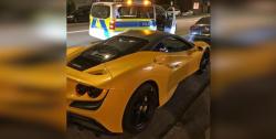 Ketahuan Tak Bayar Asuransi, Pelat Nomor Mobil Ferrari Ini Dicopot Polisi dan Tak Boleh Jalan