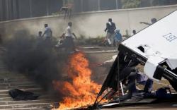 Anggota Dewan Tembak Mati Demonstran, Lalu Bunuh Diri 