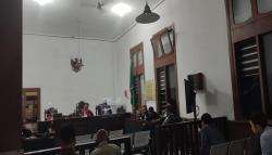 Terbukti Korupsi Dana Hibah, Ketum Kadin Jabar Divonis 1,5 Tahun Bui <