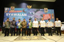 Sebut Masyarakat Indonesia Religius, Rektor Al Makin Jadikan UIN Suka Rumah Semua Agama<