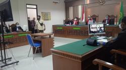 Taryadi Terdakwa Kasus Bentrok Lahan Tebu Jatitujuh Indramayu Dituntut 12 Tahun Penjara<