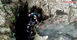Menjelajahi Gua Misterius di Kediri, Ada Lubang Aneh Menyimpan Batuan Emas 