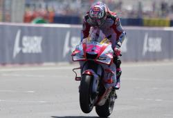 Nyaris Salip Francesco Bagnaia, Enea Bastianini Akui Salah Langkah Sebelum Finis