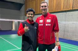 Syabda Perkasa Senang Foto Bareng Viktor Axelsen, Sang Raja Bulu Tangkis Beri Respons Lucu