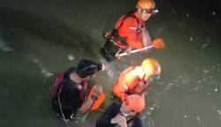 Berenang saat Hujan Deras, Bocah di Bekasi Hilang Terbawa Arus Kali Perumahan Antilop