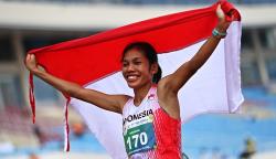 Momen Pelari Maraton Indonesia Rebut Emas SEA Games hingga Ditolong Tenaga Medis