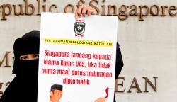 Massa Pendukung UAS Desak Singapura Minta Maaf atau Putus Hubungan Diplomatik