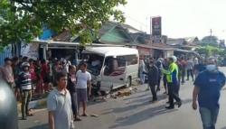 7 Nyawa Melayang, Sopir Elf Maut di Karawang Resmi Tersangka dan Ditahan 