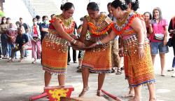  5 Bahasa Daerah Tersulit di Indonesia, Nomor 3 Punya Kosakata Beda 