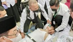 Potret Kesiapan Petugas Tenangkan Calon Jemaah Haji Histeris hingga Marah-Marah<