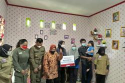 Datang ke Gunungkidul, Mensos Sambangi Bocah yang Menderita Komplikasi sejak Lahir