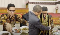 Dinobatkan Jadi Duta Nasi Padang, Arief Muhammad Ditantang Buka Rumah Makan 
