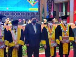 Fahmi Idris Meninggal Dunia, Airlangga Hartarto: Sosok Pekerja Keras yang Mudah Bergaul  