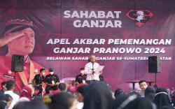 Bertekad Menangkan Ganjar Pranowo di Pilpres 2024, Ribuan Warga Sumsel Ikuti Apel Akbar<