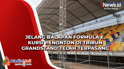 Jelang Balapan Formula E, Kursi Penonton di Tribun Grandstand Telah Terpasang