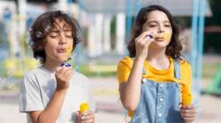 Terbiasa Bermain Sendiri di Rumah Selama Pandemi, Ini Cara Menjaga Kesehatan Mental Anak