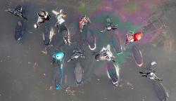 Foto-Foto Kendaraan Terendam Banjir Rob di Pelabuhan Tanjung Emas Semarang