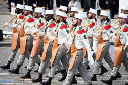 Deretan Seragam Militer dari Berbagai Negara