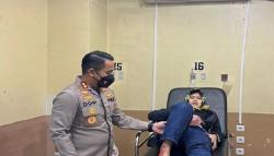 Viral Kapolres Cianjur Bopong dan Evakuasi Korban Laka, Bupati: Hatur Nuhun<