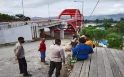 Remaja Tewas usai Jatuh dari Jembatan Youtefa, Datang ke Lokasi dengan 2 Teman
