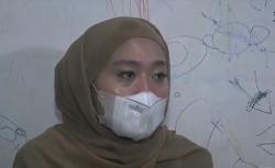 Video Viral Perempuan Berhijab Pamer Dada, Minta Maaf usai Dihujat Netizen