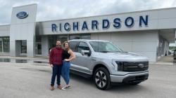 Kecewa Tesla Cybertruck, Pria Ini Beralih Beli Ford F-150 dan Jadi Konsumen Pertama Terima Mobil