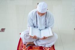 Ayat Seribu Dinar: Pengertian, Waktu, Tujuan Membaca