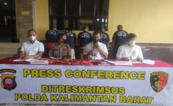 Polda Kalbar Ungkap Penimbunan 54.180 Liter Solar Subsidi, Kerugian Negara Rp10 Miliar<