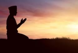 Doa setelah Shalat Ashar di Hari Jumat, Arab, Latin, Arti, Keutamaan