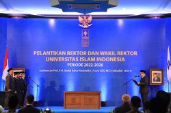  Prof Fathul Wahid Resmi Jadi Rektor UII 2022-2026