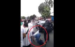 Viral Emak-Emak Kejar Mobil Jokowi hingga Jatuh dan Nyaris Terinjak