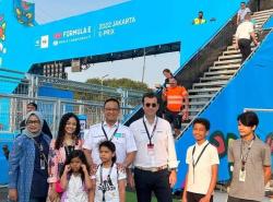 Anies Boyong Keluarga ke Formula E sejak Pagi: Yuk, Ramaikan!