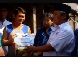 Dapat Bantuan Paket Sembako dari Perindo, Warga Metro: Terima Kasih, Semoga Semakin Jaya