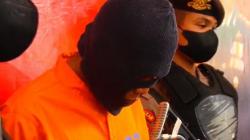 Gegara Anak Main Hp, Pria di Lumajang Tusuk Istri Muda dan Tetangga   