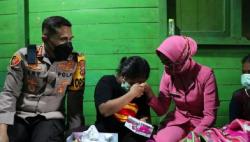 Haru, Kapolresta Samarinda Semangati Siswa Diusir Guru karena Tak Punya HP