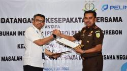 Kejati Jabar dan Pelindo II Cirebon Teken MoU Bidang Perdata dan TUN, Ini Tujuannya