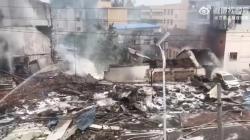 Pesawat Militer China Jatuh, Pilot Selamat Penduduk Tewas