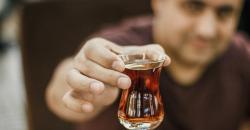 Mengenal 5 Kebiasaan Unik di Berbagai Negara, Nomor 4 Warganya Santun Banget 