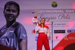 Tampil Sporty, Raisa Meriahkan Testimonial Day Greysia Polii