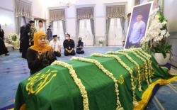 Gubernur Khofifah: Jejak Kebaikan Eril Menginspirasi Generasi Muda untuk Saling Berbagi<