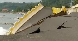 Viral Jembatan di Amurang Minahasa Selatan Amblas 