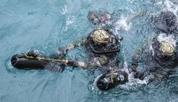 Kopaska TNI AL Serbu Kapal Tongkang Berisi Teroris di Perairan Kepulauan Seribu