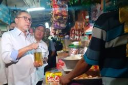 Mendag Zulhas: Minyak Goreng Curah Dikemas Sederhana Butuh Waktu 2-5 Bulan