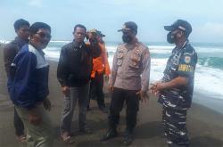 Disambar Petir, Nelayan Cilacap Hilang di Perairan Selatan Kebumen