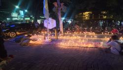 Doa Bersama dan Nyalakan Lilin, Bobotoh Serukan Boikot Pertandingan Persib<