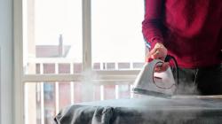 Cara Membersihkan Setrika Uap dengan Cuka Putih dan Baking Soda, Mudah dan Murah
