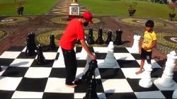 Unik, Turnamen Catur Raksasa di Alun-Alun Banjarnegara